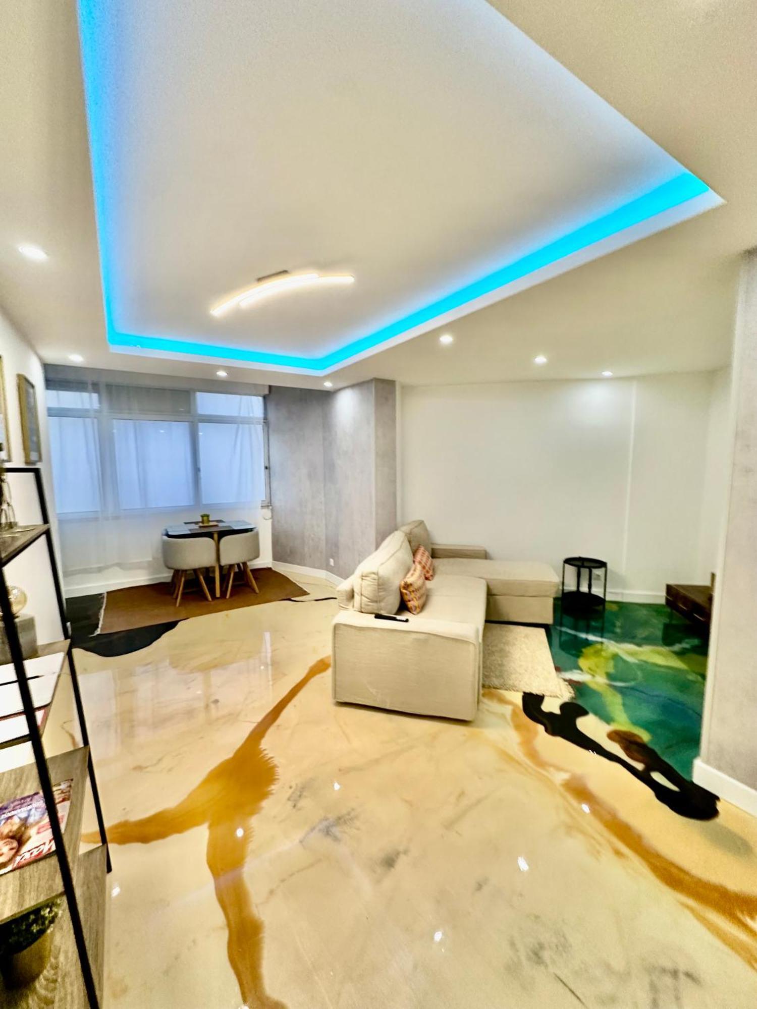 Sea View Apartment & 4 Minutes Walk To The Beach Paço de Arcos Екстериор снимка